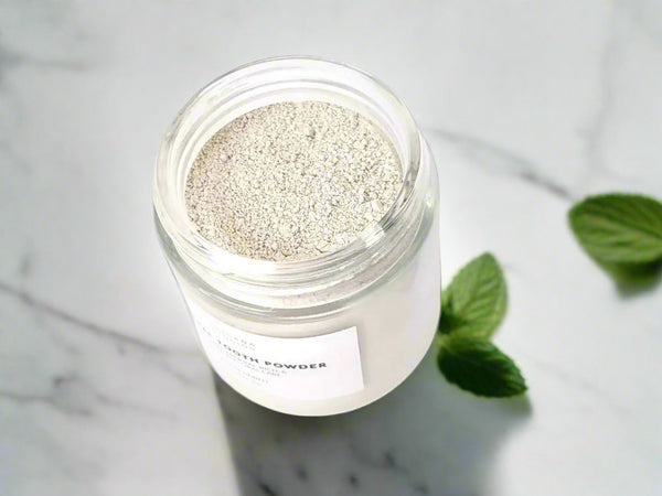 ReMineralizing Tooth Powder J U T U R N A