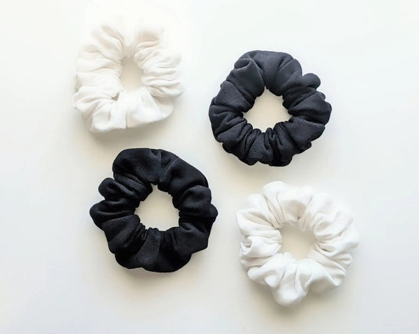 Organic Pointelle Plastic-Free Scrunchies J U T U R N A