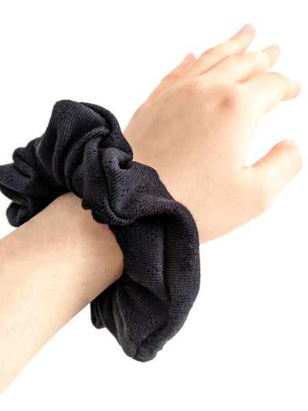 Organic Pointelle Plastic-Free Scrunchies J U T U R N A