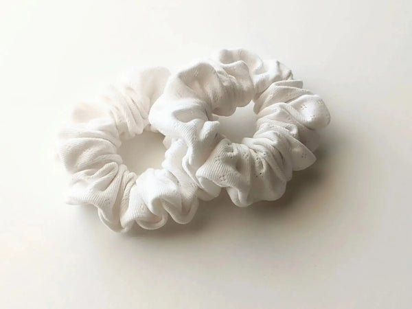 Organic Pointelle Plastic-Free Scrunchies J U T U R N A
