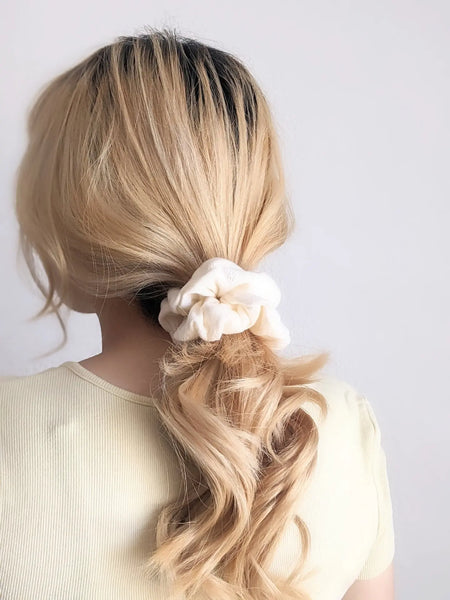 Plastic-Free Cotton Hair Scrunchies J U T U R N A
