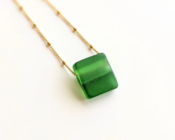 Smartglass Cube Gold Necklace - Pine SMARTGLASS RECYCLED JEWELRY