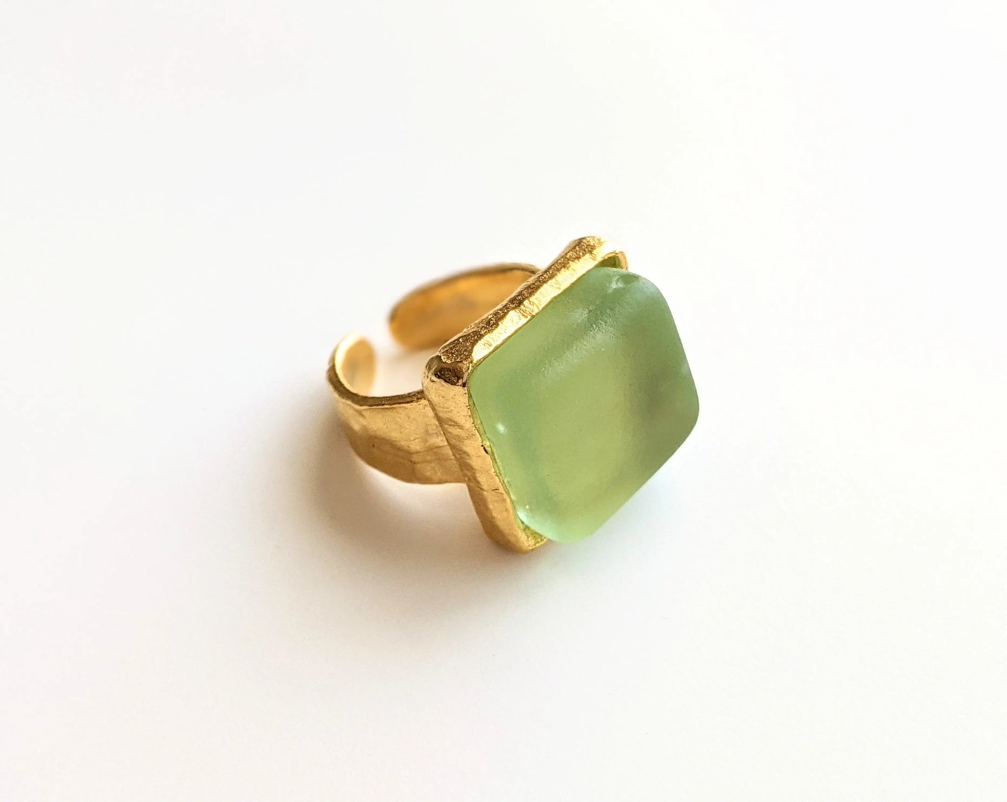 Smartglass Cube Gold Ring - Antique Clear SMARTGLASS RECYCLED JEWELRY